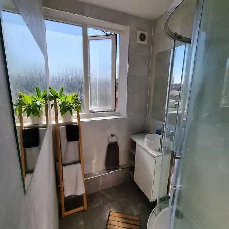 Lovely 2 Bedroom Flat In North West London Hendon Extérieur photo