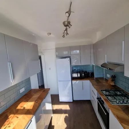 Lovely 2 Bedroom Flat In North West London Hendon Extérieur photo