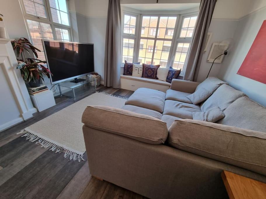 Apartment Lovely 2 Bedroom Flat In North West London