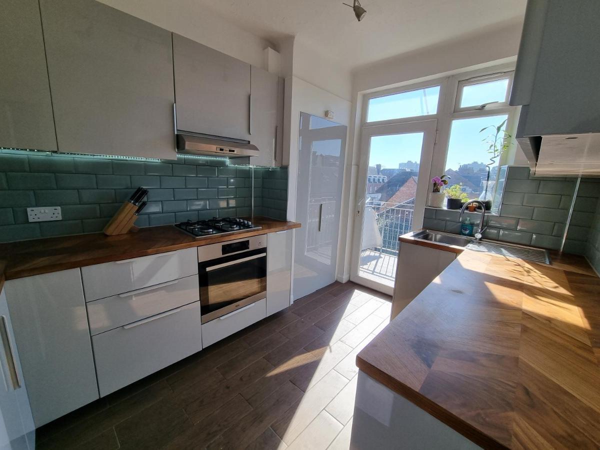 Lovely 2 Bedroom Flat In North West London *