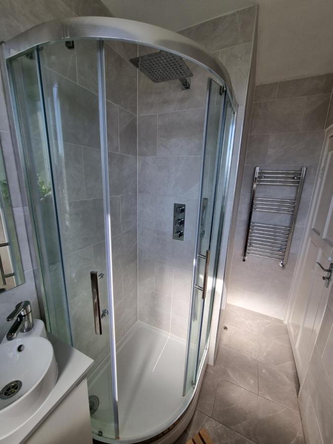 Lovely 2 Bedroom Flat In North West London Appartement Hendon
